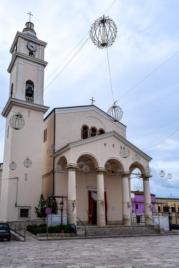 lesina-chiesa-madre Gargano: cosa vedere sul Lago di Lesina e dintorni